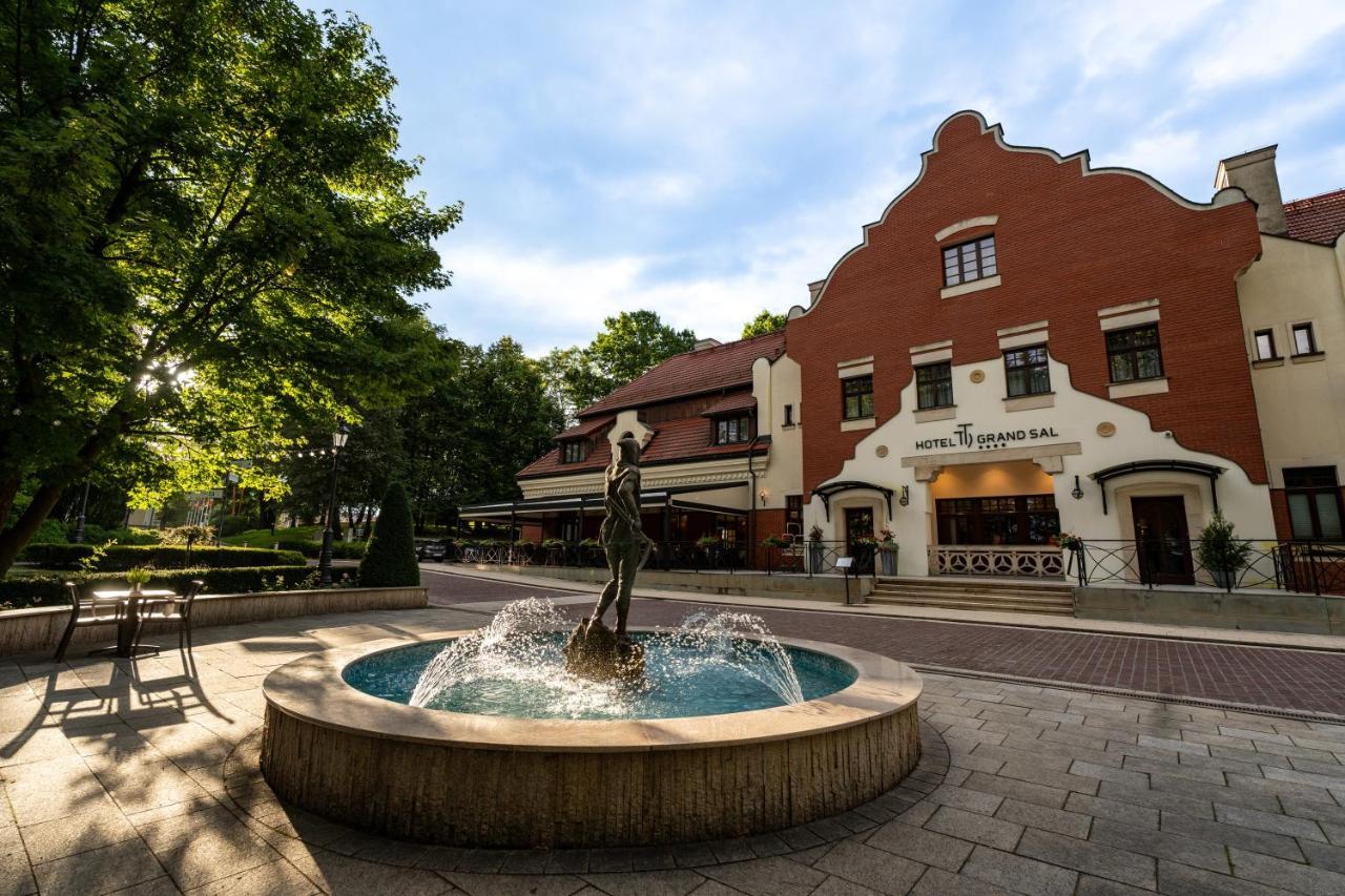 Grand Sal Hotel Wieliczka Exterior foto