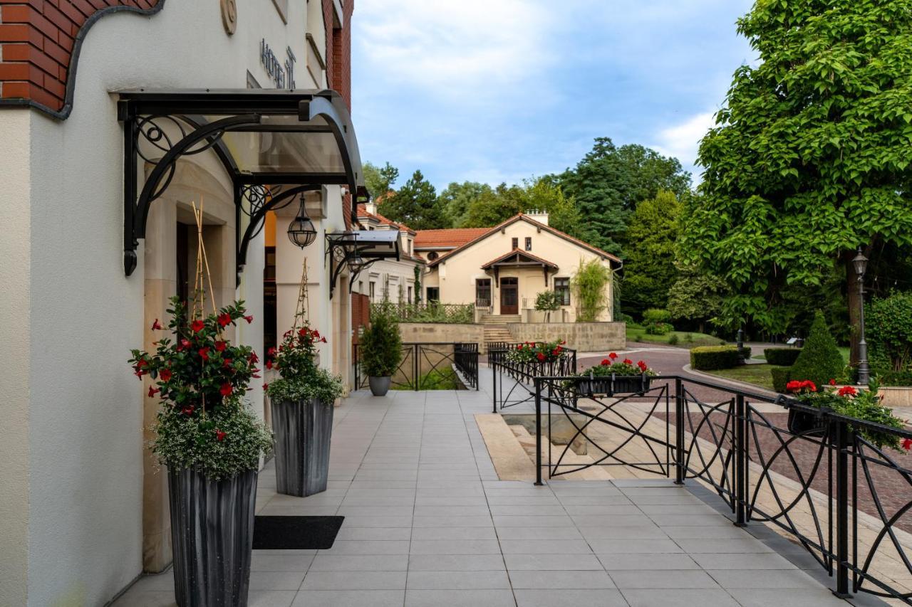 Grand Sal Hotel Wieliczka Exterior foto