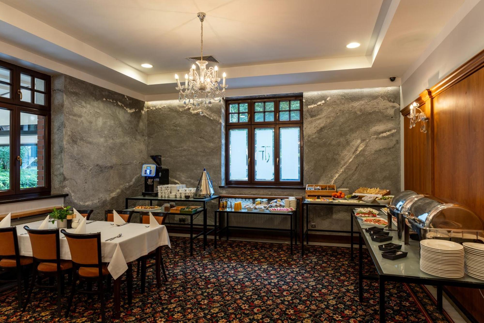 Grand Sal Hotel Wieliczka Exterior foto