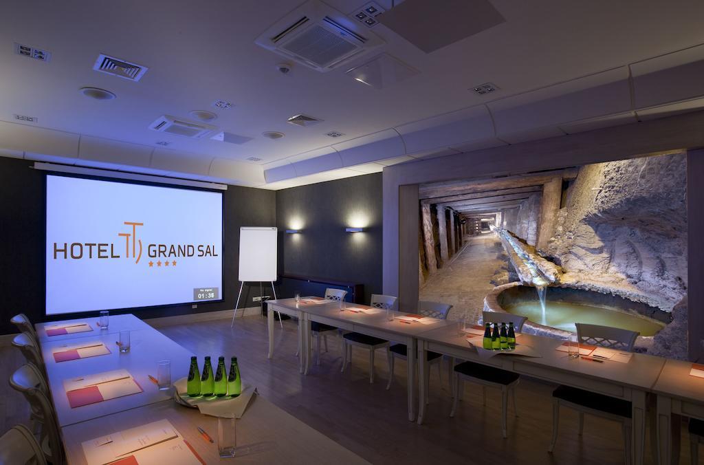 Grand Sal Hotel Wieliczka Exterior foto